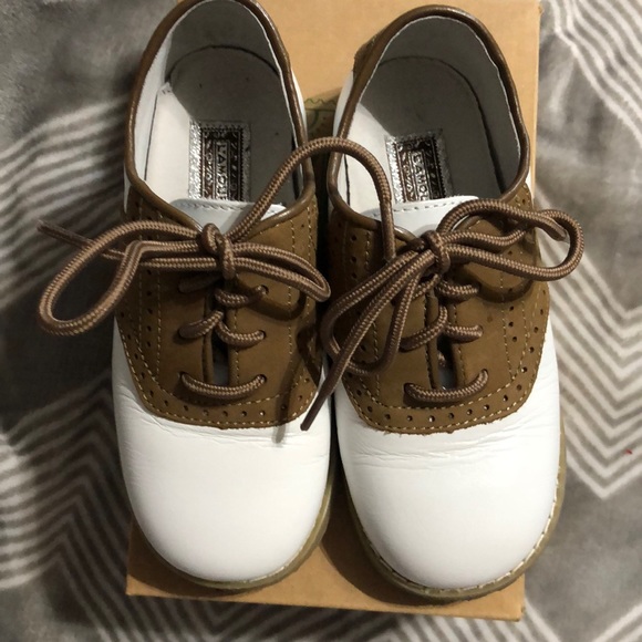 Boys dress shoes - Picture 1 of 3